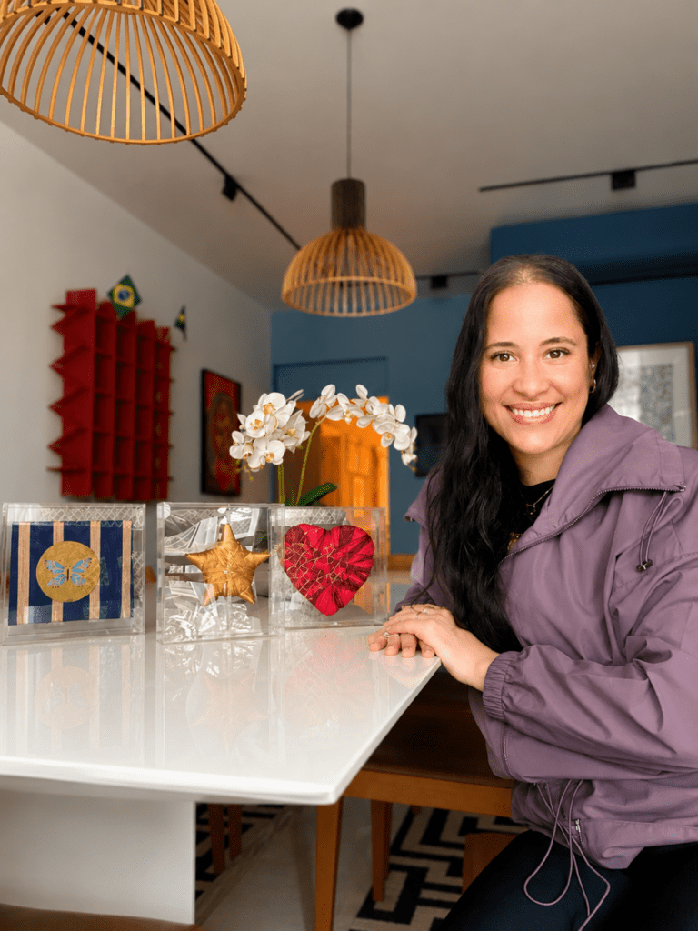 Decoração afetiva e artesanato transformam memórias familiares em arte