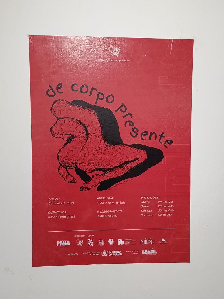 Linguagem do corpo moldam a pintura multidisciplinar na arte contemporânea